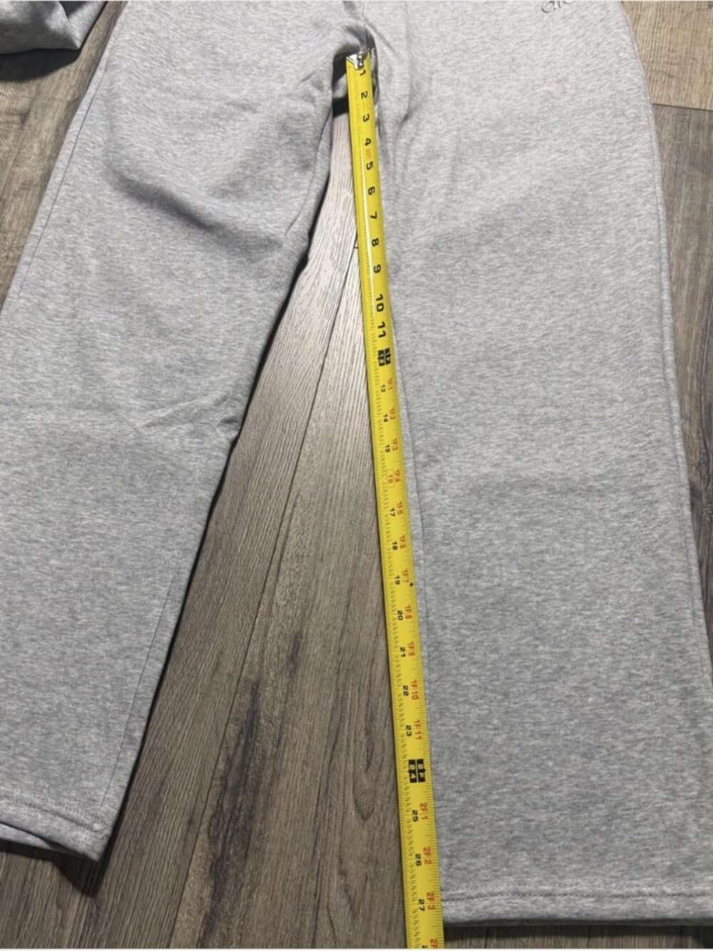 ALO Yoga Unisex Grey Quarter-Zip Hoodie and Jogger Set NWT - Picture 7 of 8